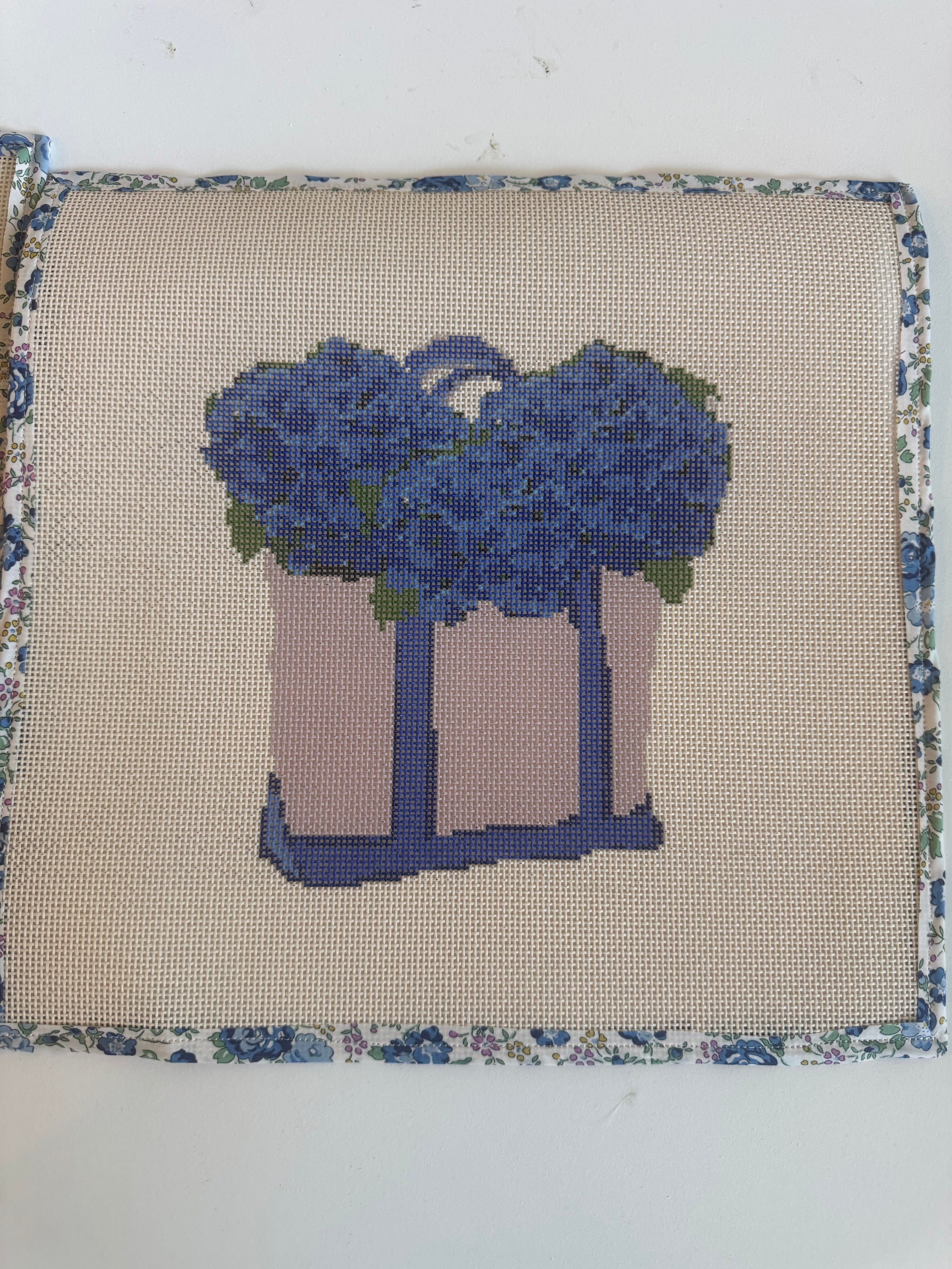 NEW Coastal Boat Tote Bag full of Hydrangeas