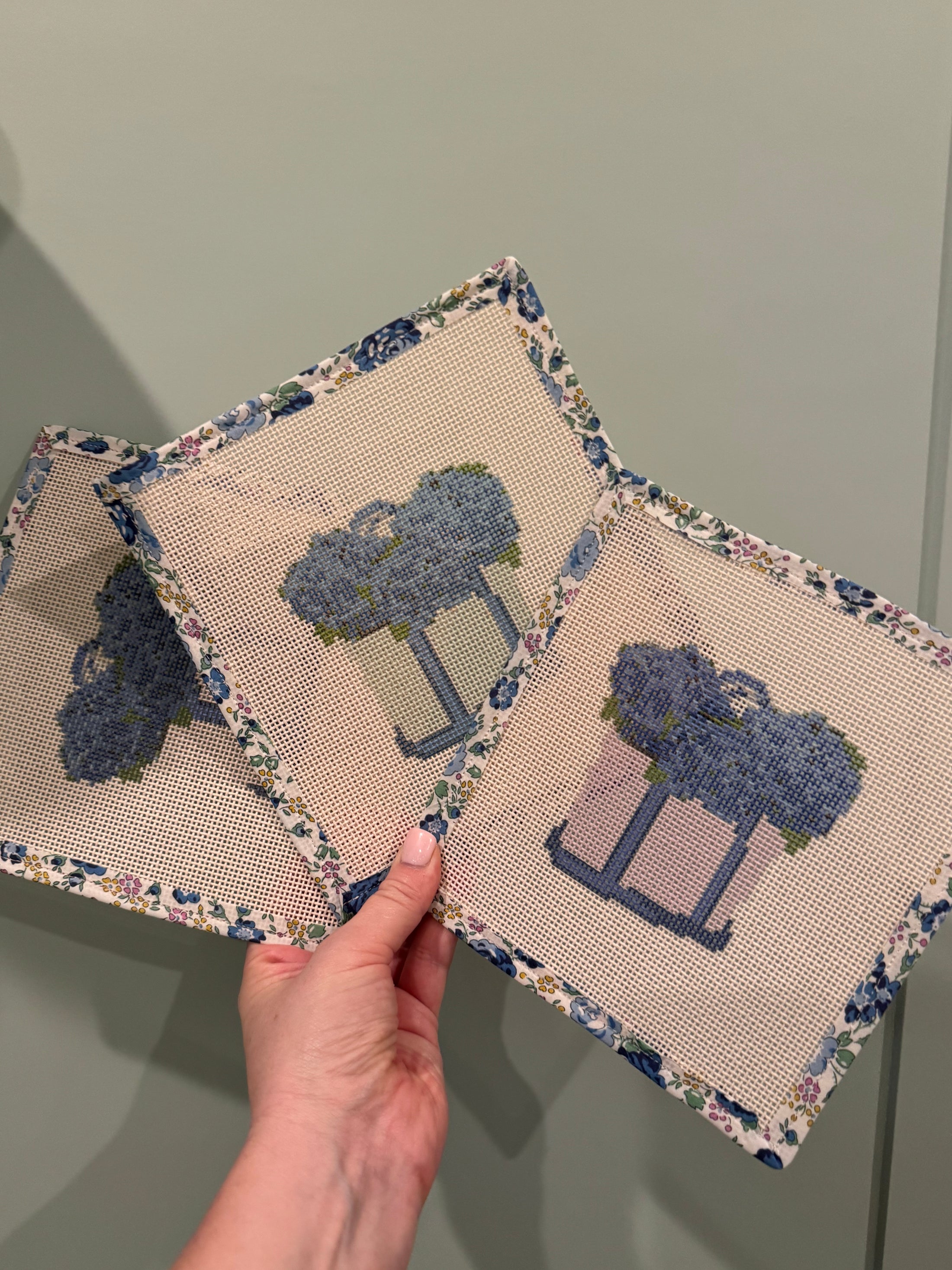 NEW 4" Small Coastal Boat Tote Bag full of Hydrangeas