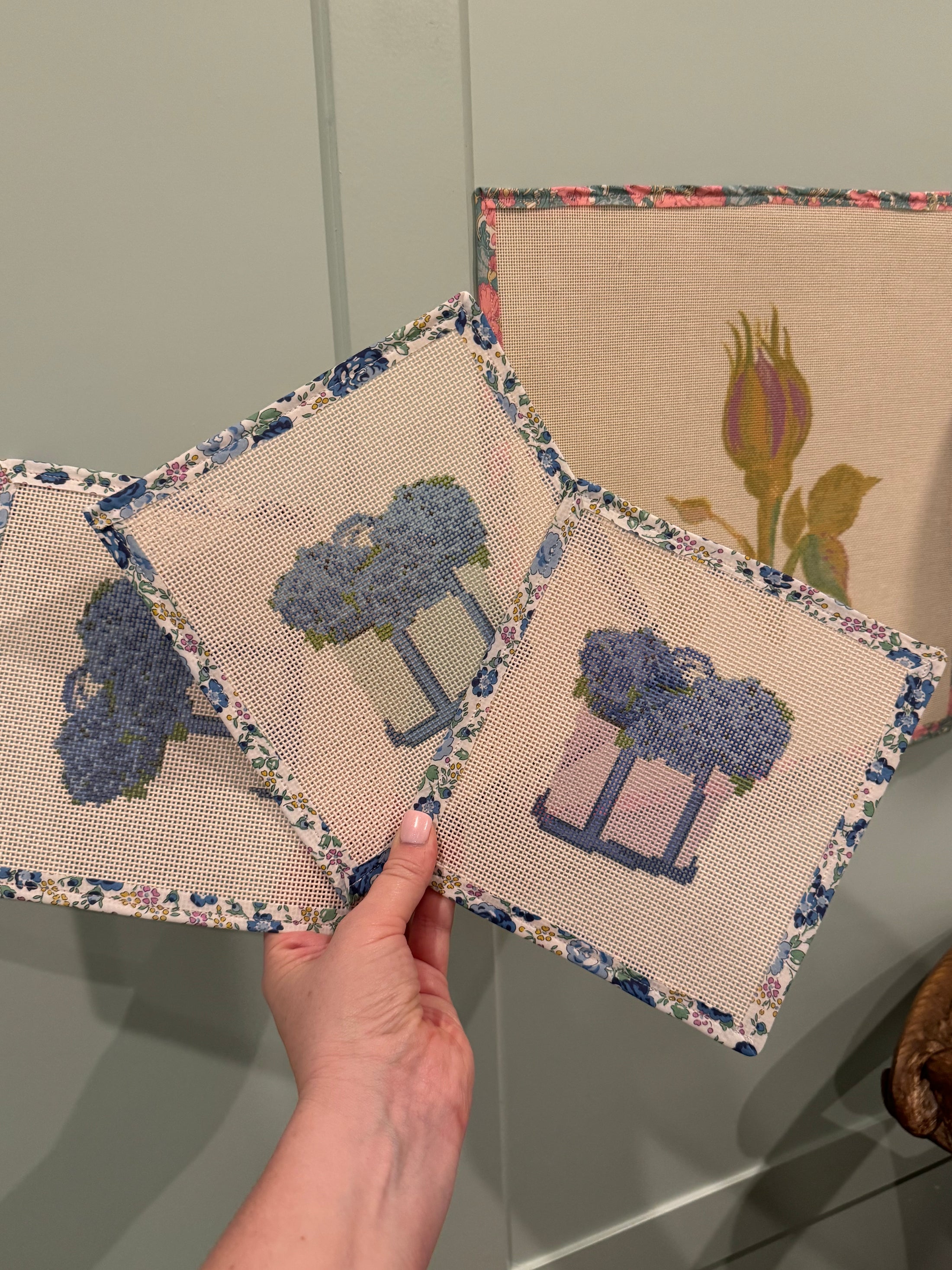 NEW 4" Small Coastal Boat Tote Bag full of Hydrangeas