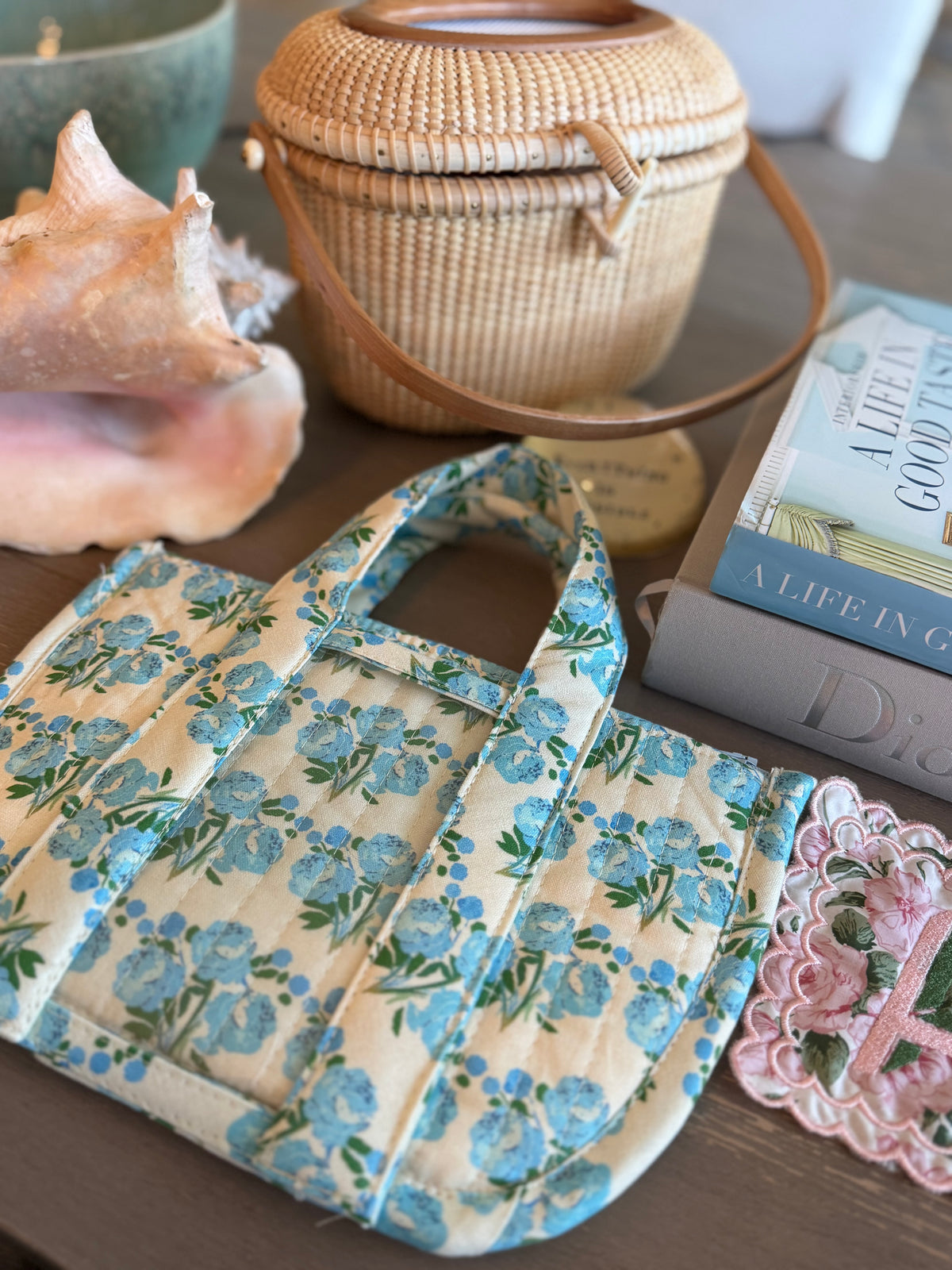 Self Finishing Custom Linen Martha's Vineyard Hydrangea Vinyl and Quilted Bag