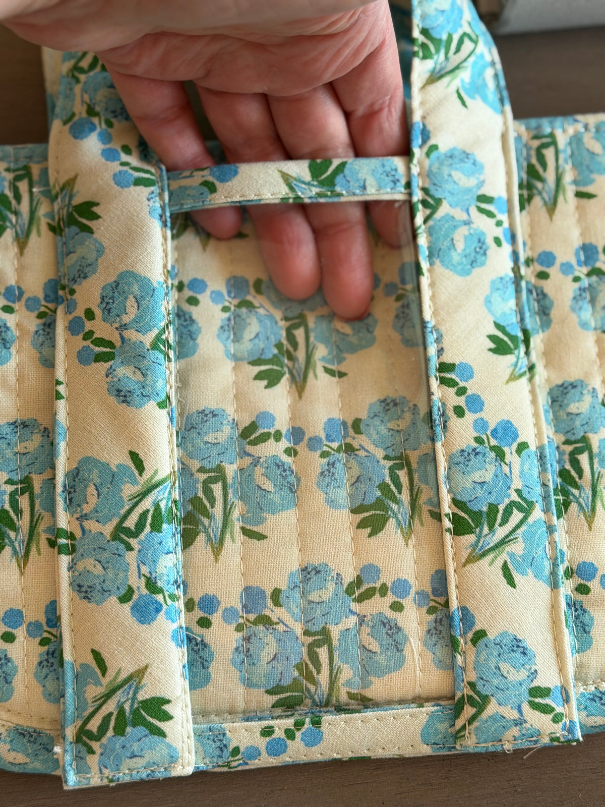 Self Finishing Custom Linen Martha's Vineyard Hydrangea Vinyl and Quilted Bag