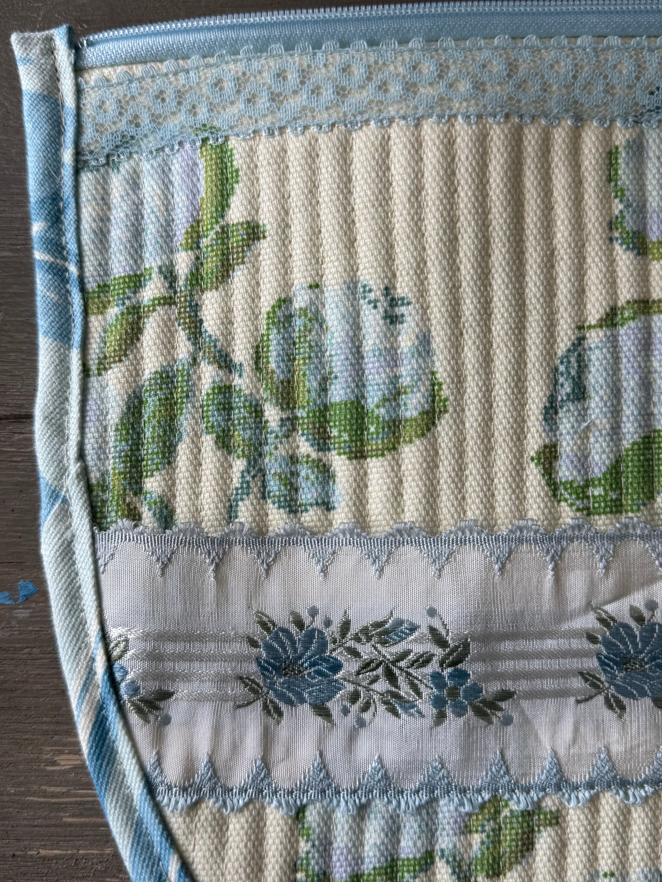 Large Roses with French Ribbon Needlepoint Canvas Thread Pouch Bag