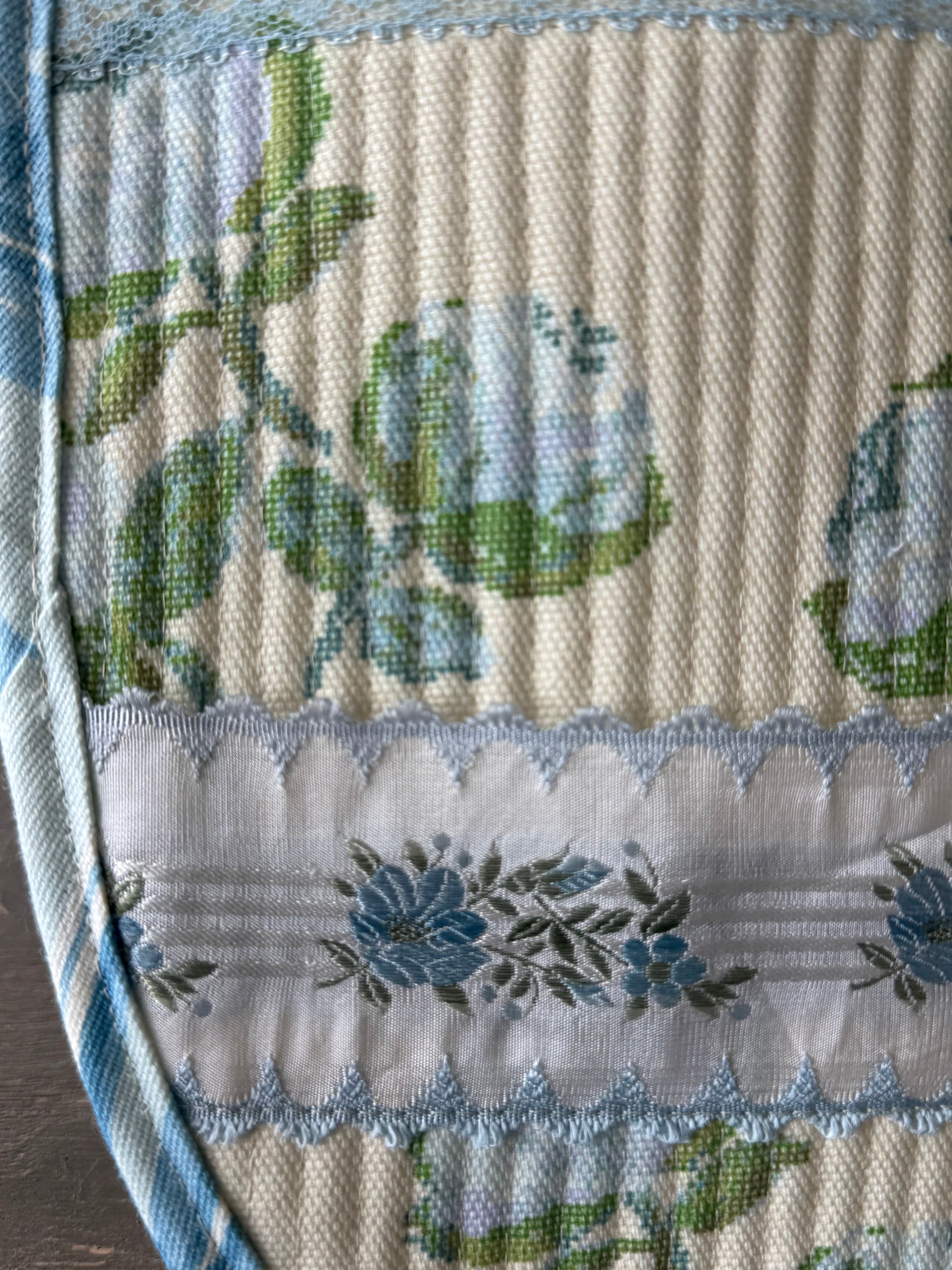 Large Roses with French Ribbon Needlepoint Canvas Thread Pouch Bag