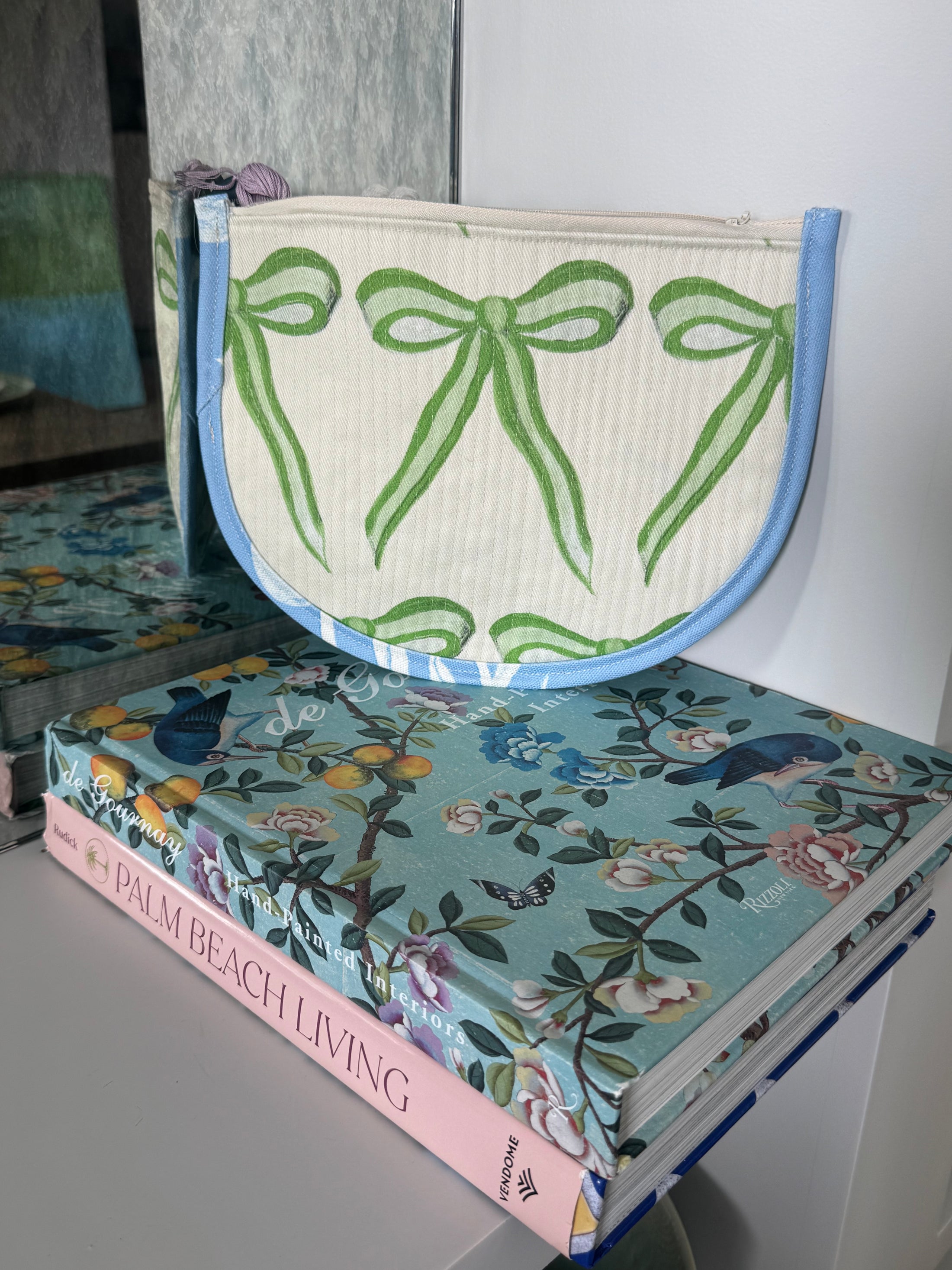 Green Bow Needlepoint Canvas Thread Pouch Bag