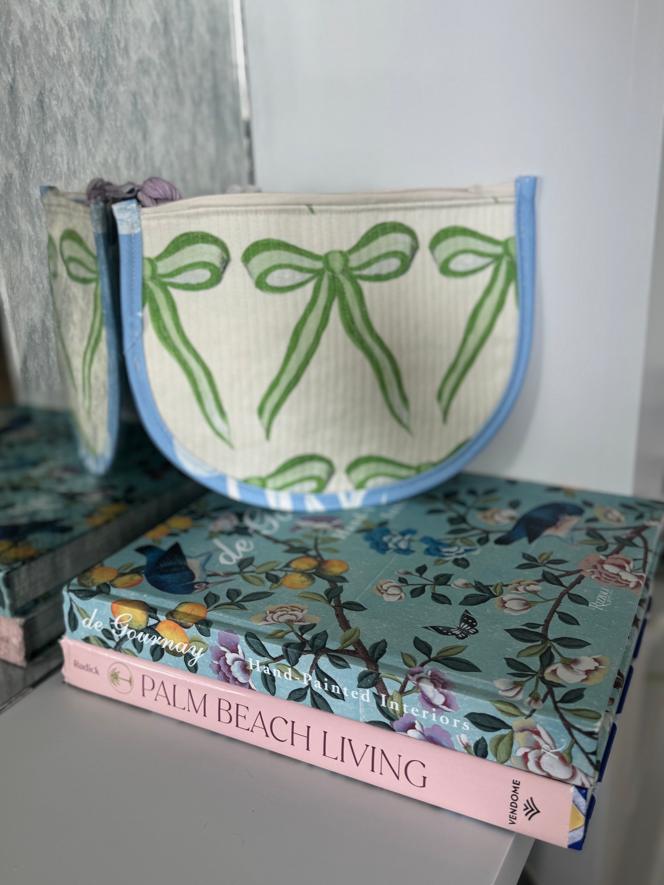 Green Bow Needlepoint Canvas Thread Pouch Bag