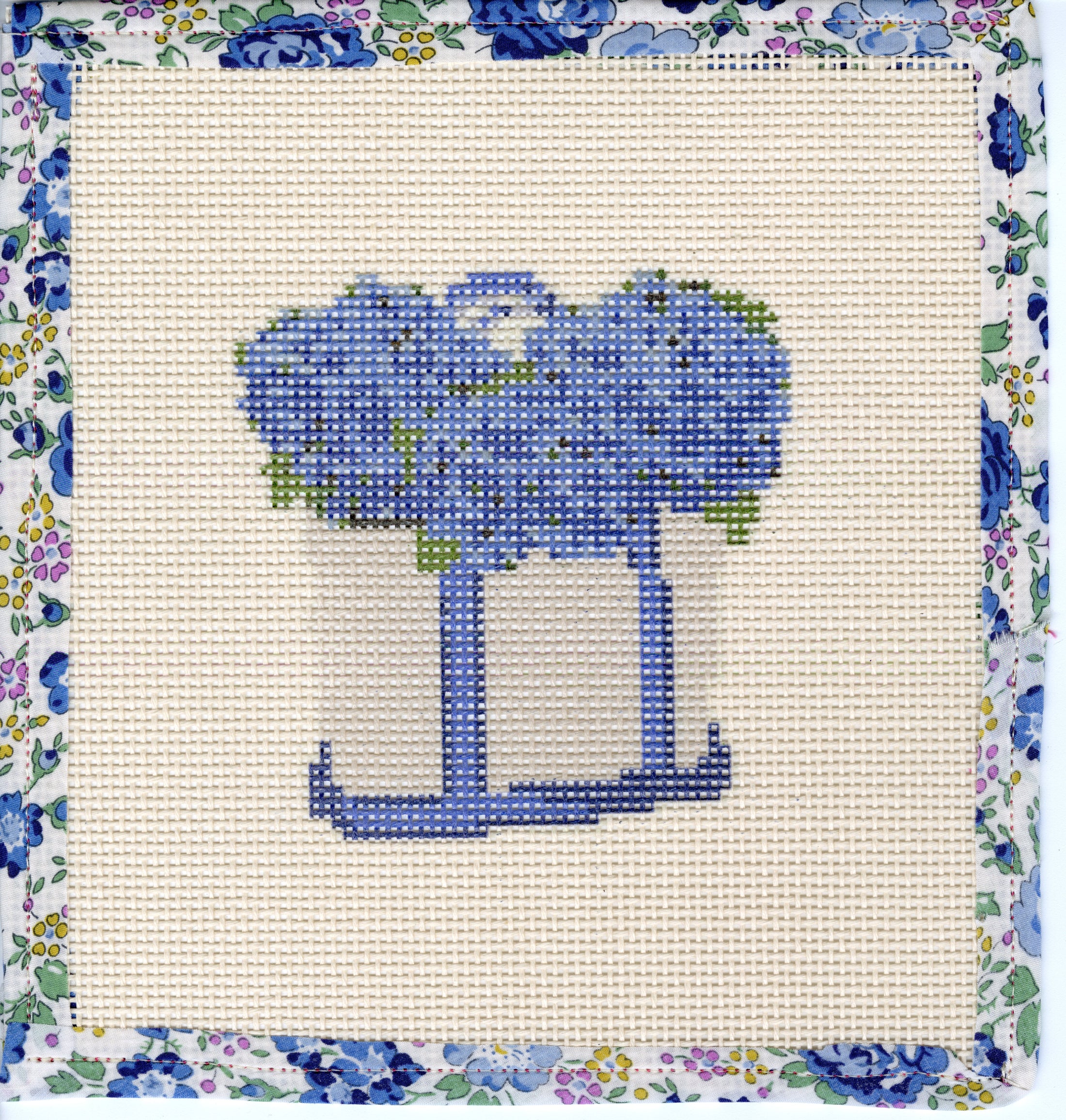 NEW 4" Small Coastal Boat Tote Bag full of Hydrangeas