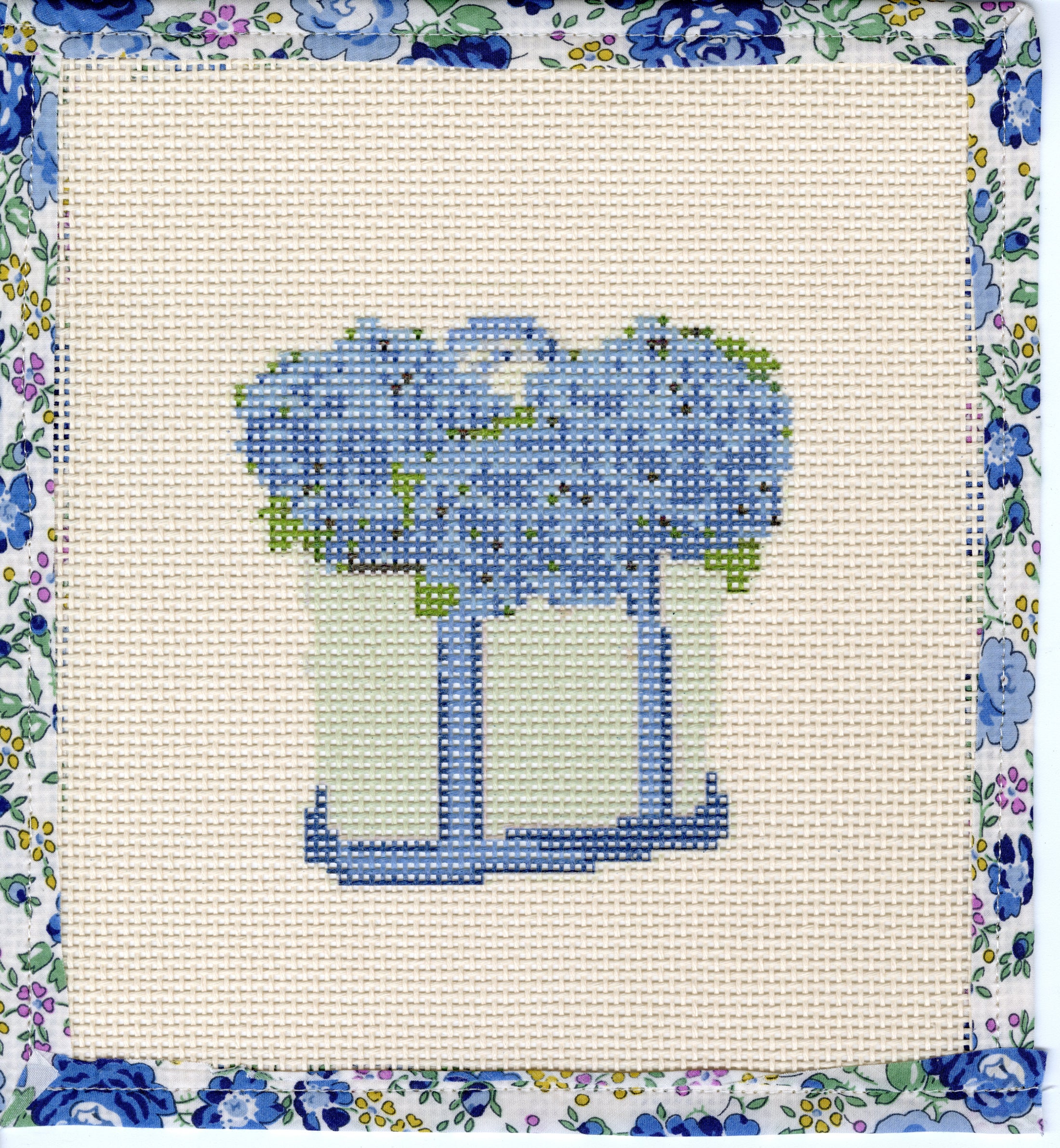 NEW 4" Small Coastal Boat Tote Bag full of Hydrangeas
